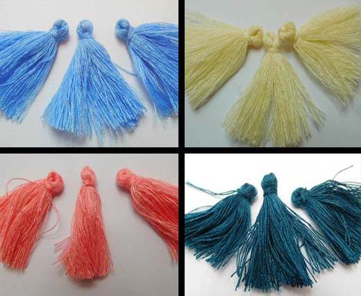 Buy Accessoires pour le cuir  Pompons - Cuir et Daim Pompons - Satin  at wholesale prices