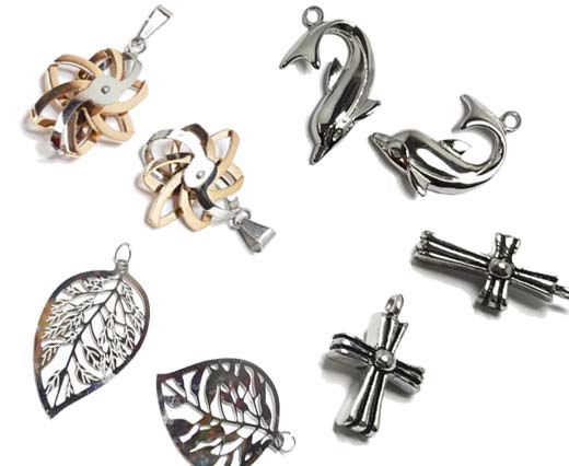 Buy Acero Inoxidable Colgantes y Amuletos  at wholesale prices