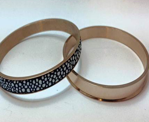 Buy Stainless Steel Beads and Findings Cuffs - Bangles and Rings Steel Frames in Rose Gold   at wholesale prices