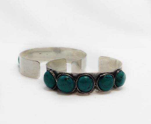 Buy Zamak / Brass kralengroothandel en onderdelen Zamak metalen manchet armbanden Turquoise Steen Messing Manchetten  at wholesale prices