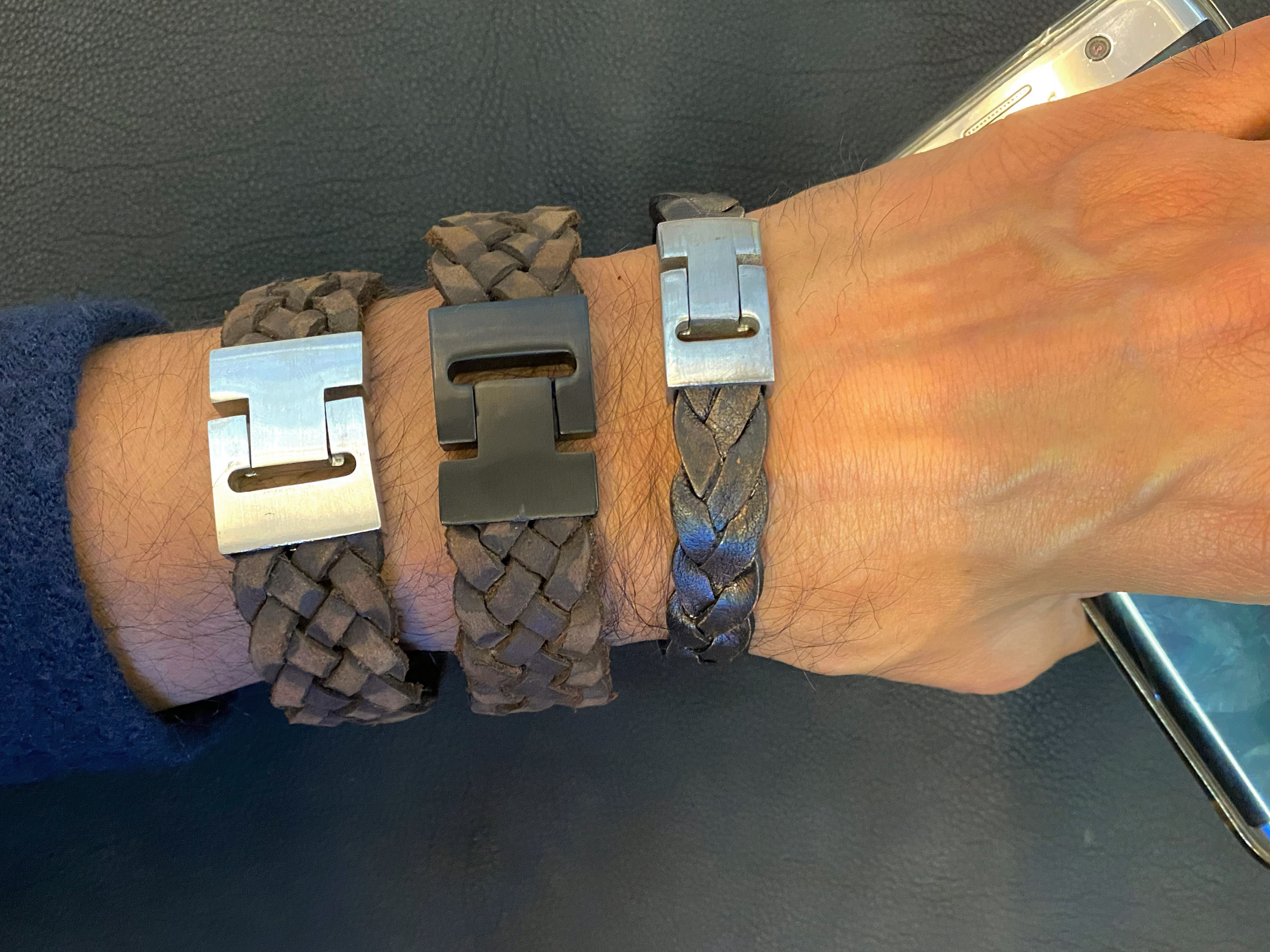 Bulk modern and stylish leather cord bracelets
