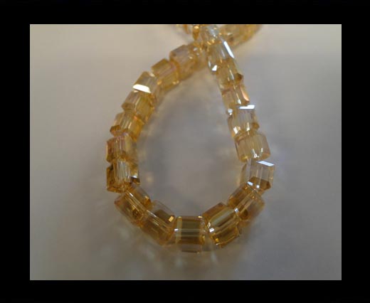 Faceted Cubes-4mm-Topaz AB