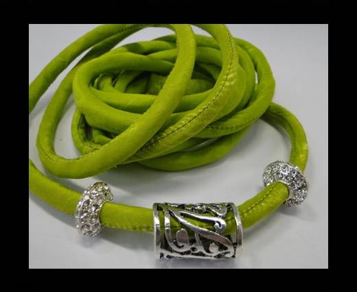 Real silk cords with inserts - 8 mm - Lime