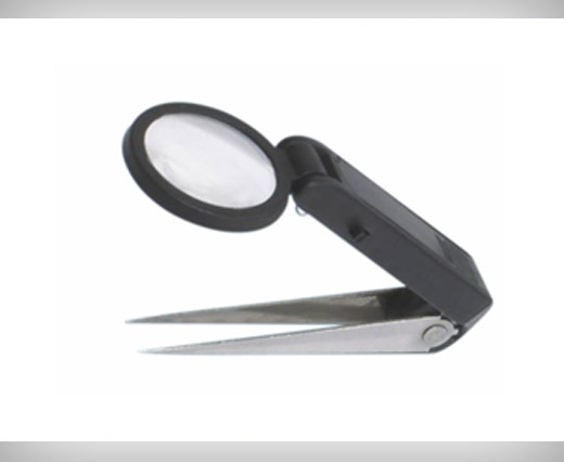 LED illuminated Tweezers with magnifier, LED light