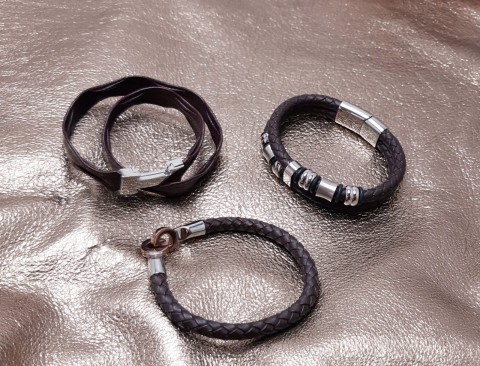 bracelet and clasps
