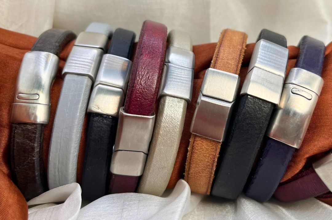 Magnetic Clasps for Regaliz Leather