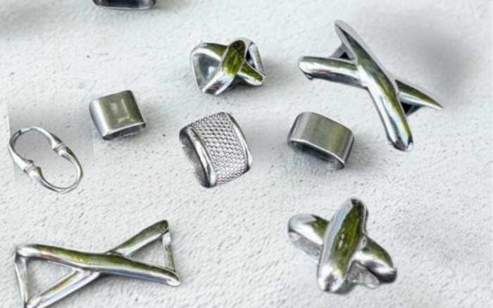 Sliders and beads for flat leather