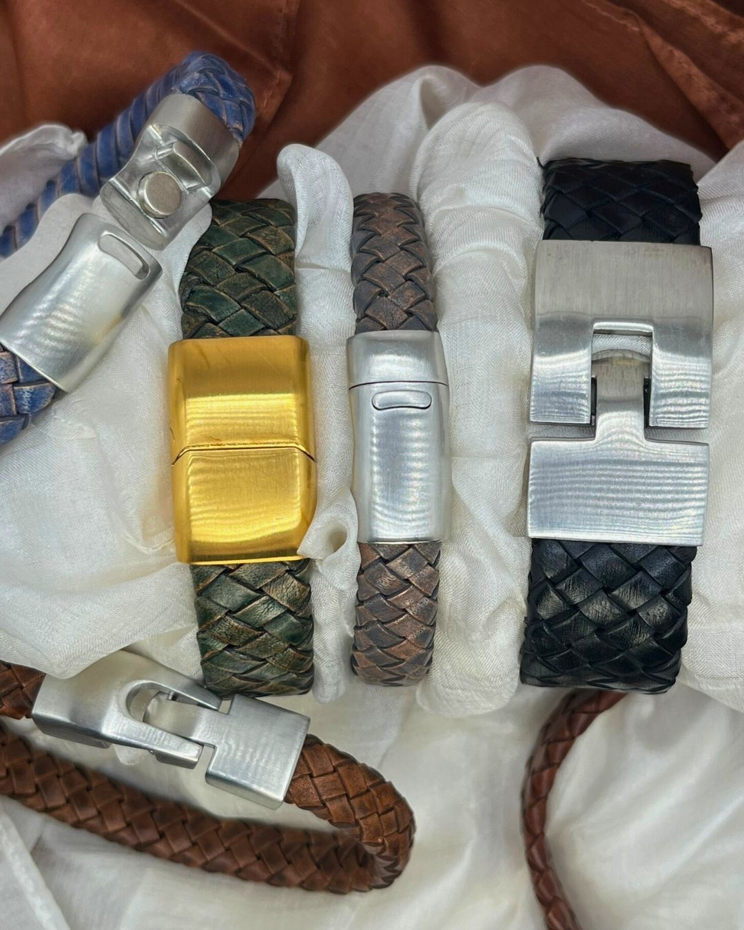 Oval Braided Leather Bracelet