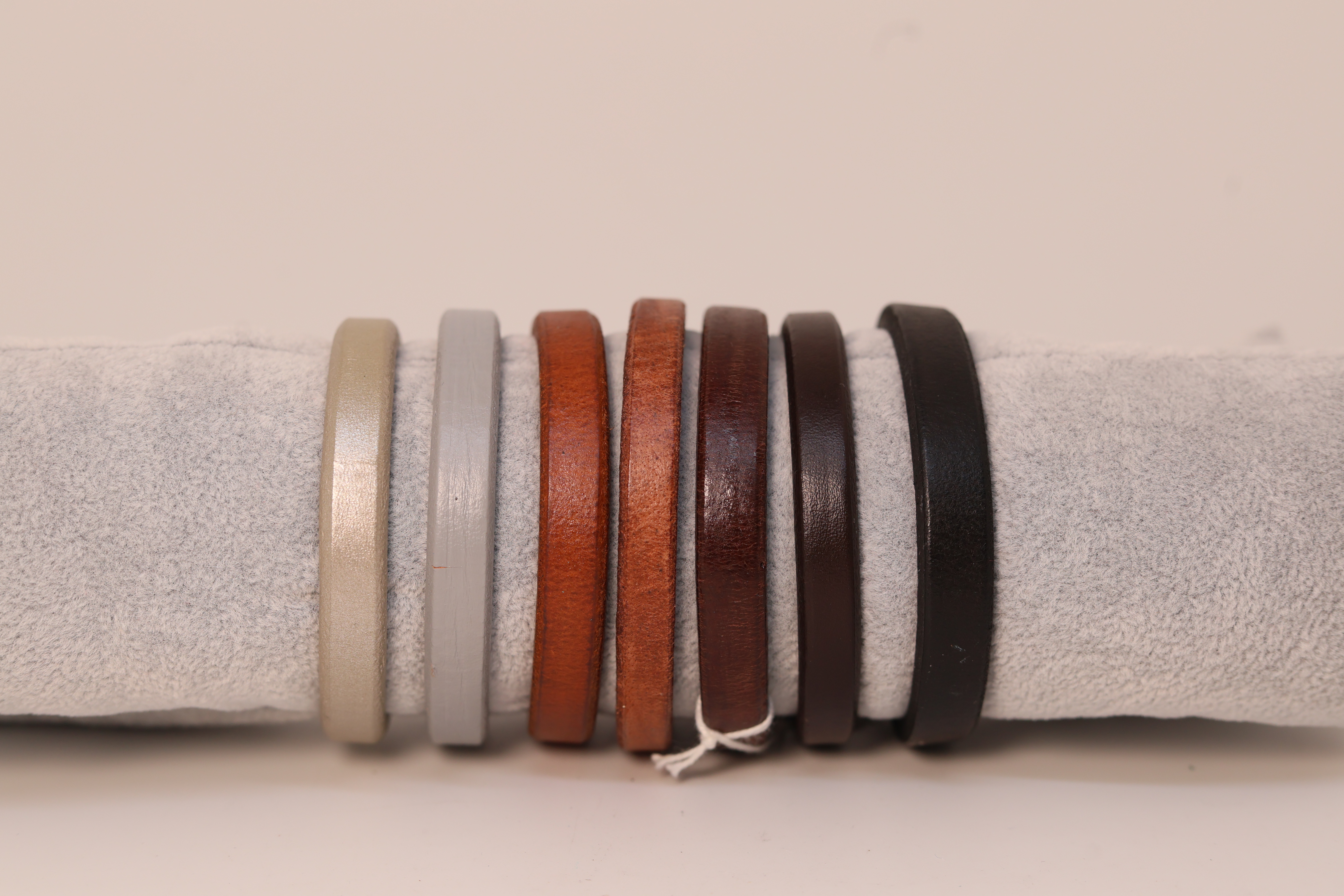 Regaliz Leather Cords