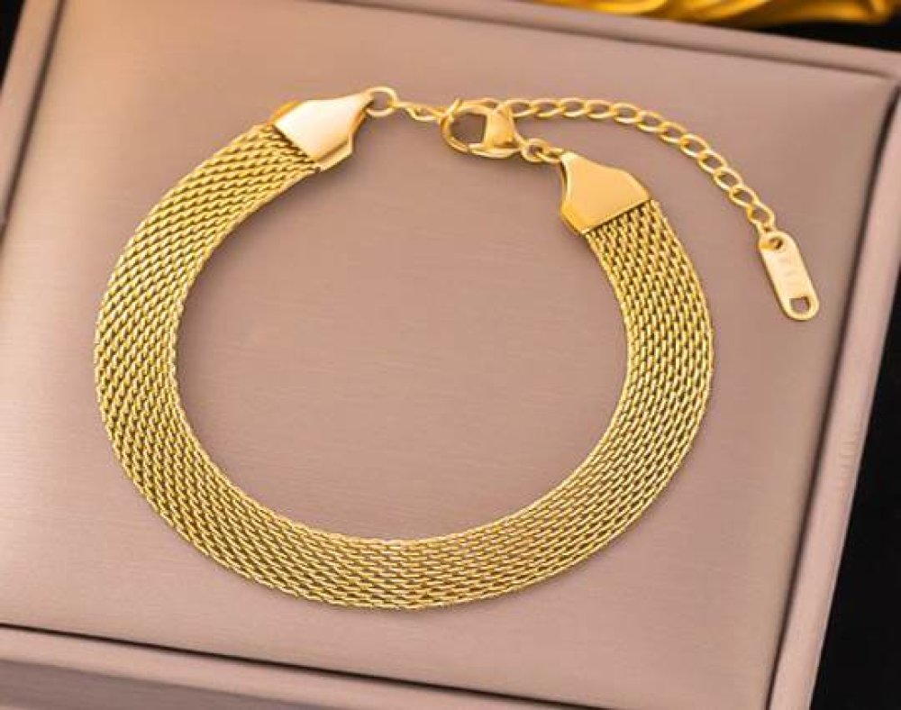 Flat Bold Bracelet - Gold - 10mm - Item 989