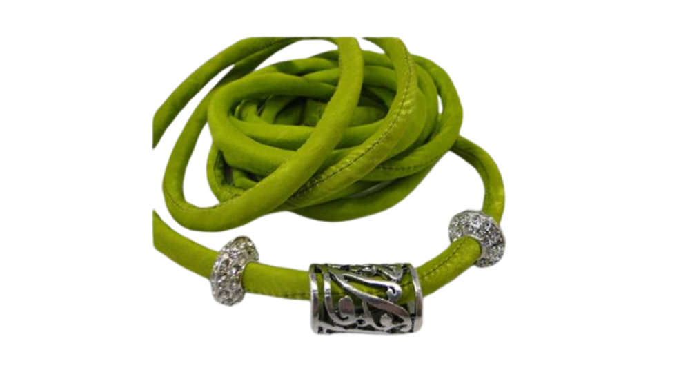 Real silk cords with inserts - 8 mm - Lime