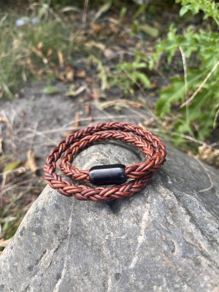 Hawaii Bolo Braided Leather Bracelet - Style 104