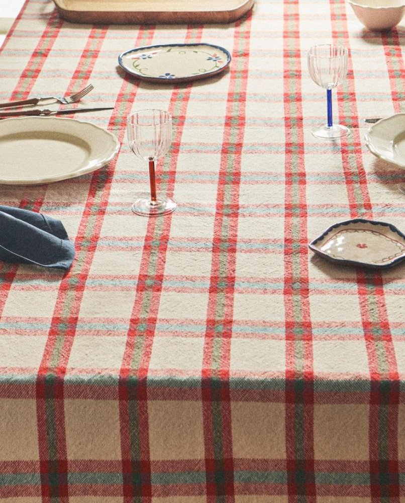 Red Grid Pattern Waxed Tablecloth
