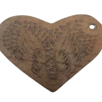 Heart 8cm - style 5 - Natural Leather Embossed