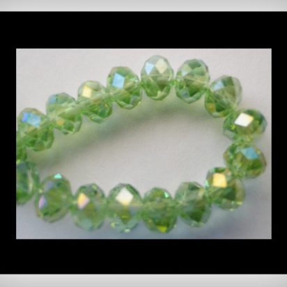 Faceted Glass Beads - 8mm (Peridot)