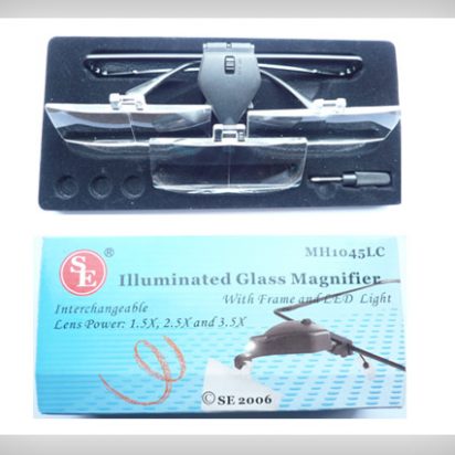 Illuminated Glass Magnifier with Frame and LED light